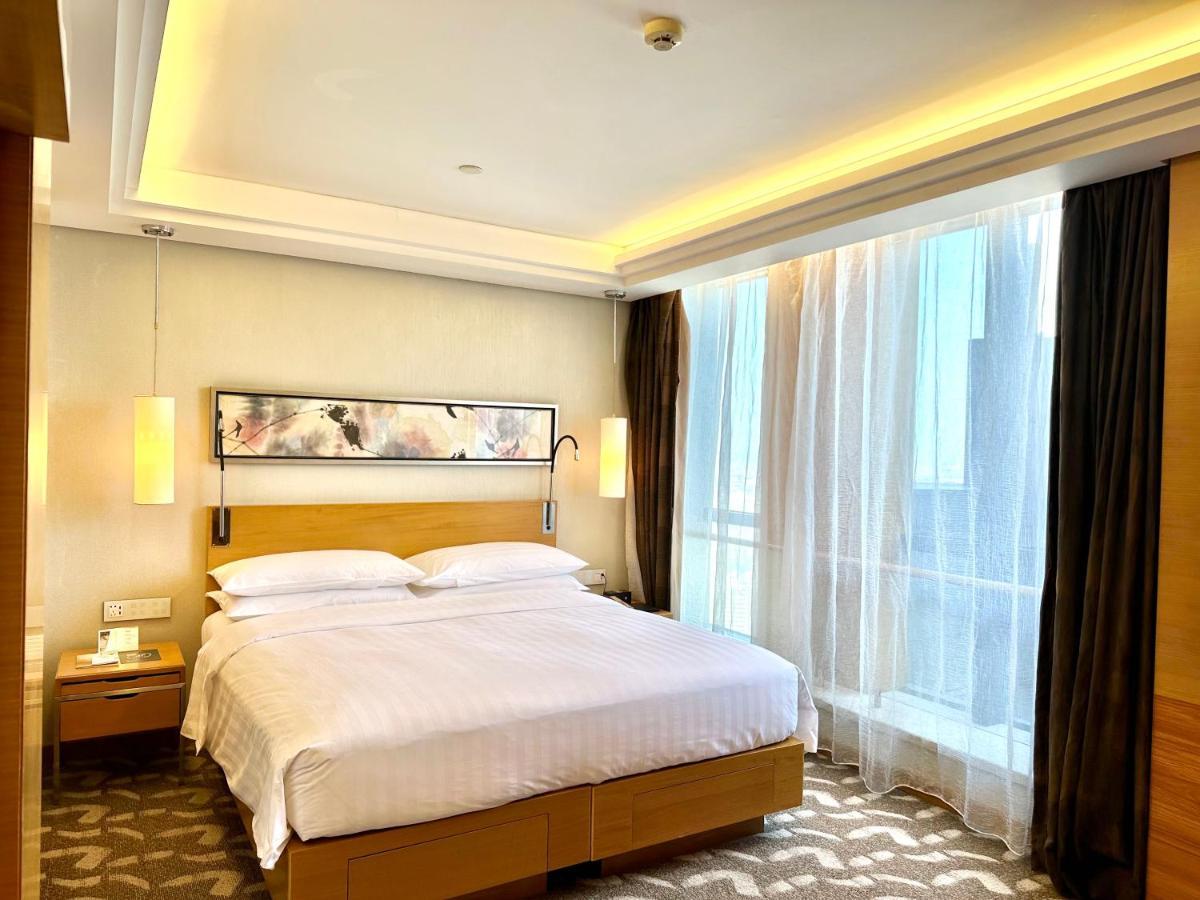 Swissotel Foshan, Guangdong - Free Shuttle To Canton Fair Exterior foto